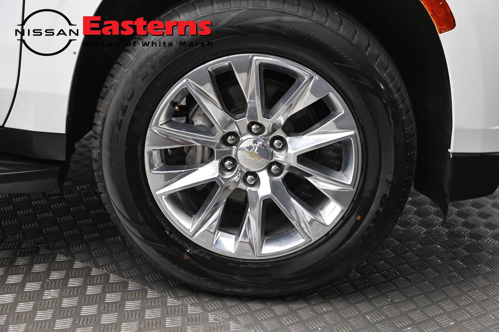 Used 2023 Chevrolet Suburban Premier RWD image 34