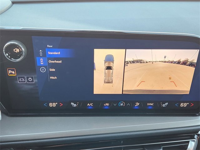 New 2026 Chevrolet Traverse LT w/ Midnight/Sport Edition image 19