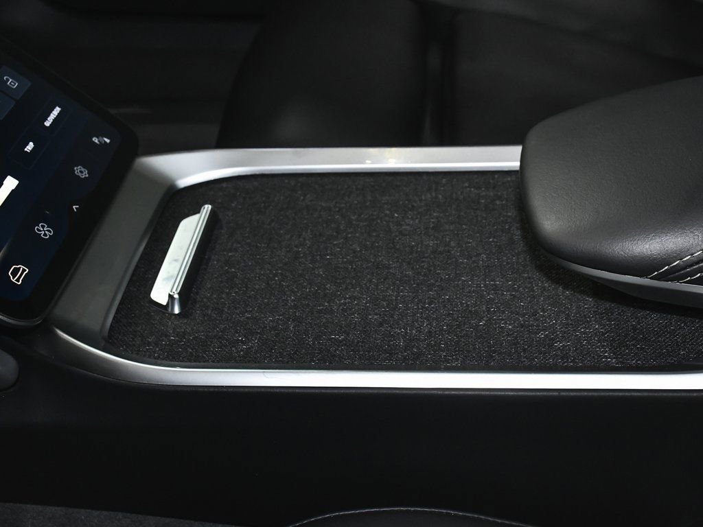 Used 2024 Lucid Air Grand Touring image 43