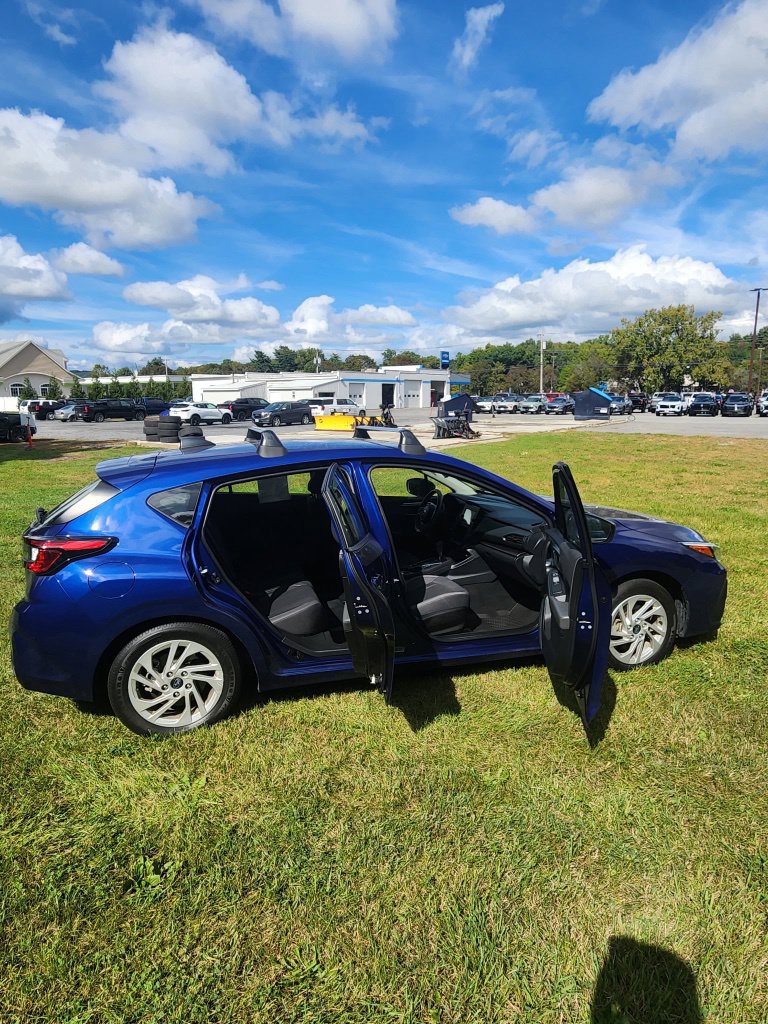 Used 2025 Subaru Impreza 2.0i AWD/4WD image 14