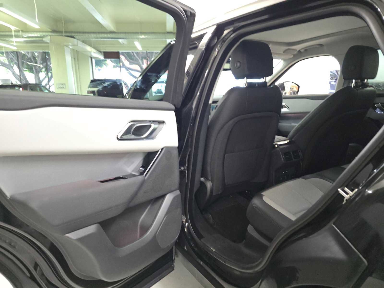 Certified 2025 Land Rover Range Rover Velar S image 14