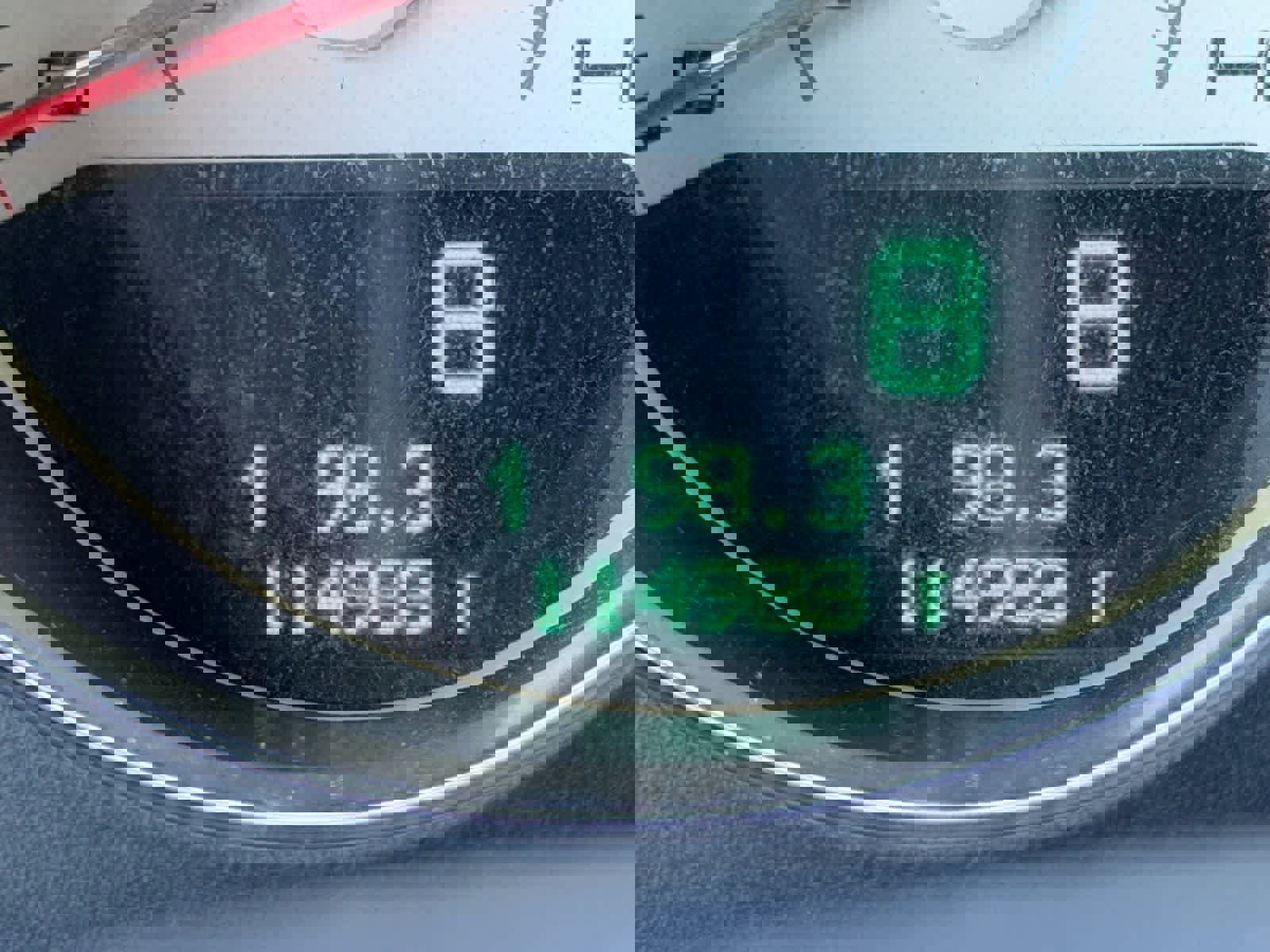 Used 2011 Dodge Challenger image 32