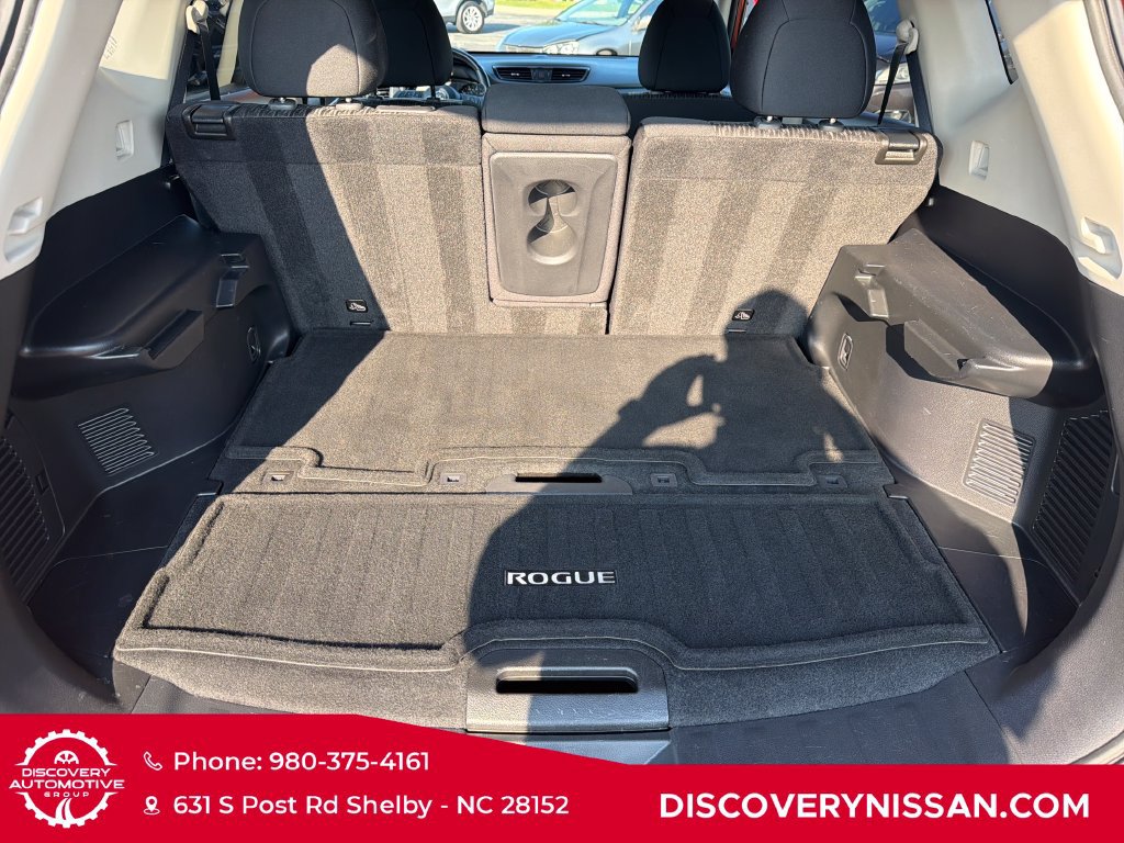 Certified 2019 Nissan Rogue SV FWD image 37