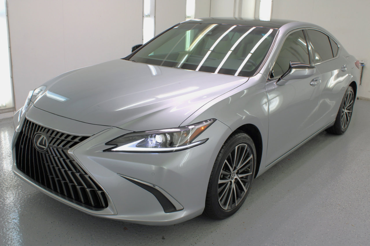Used 2022 Lexus ES 350 w/ Premium Package image 4