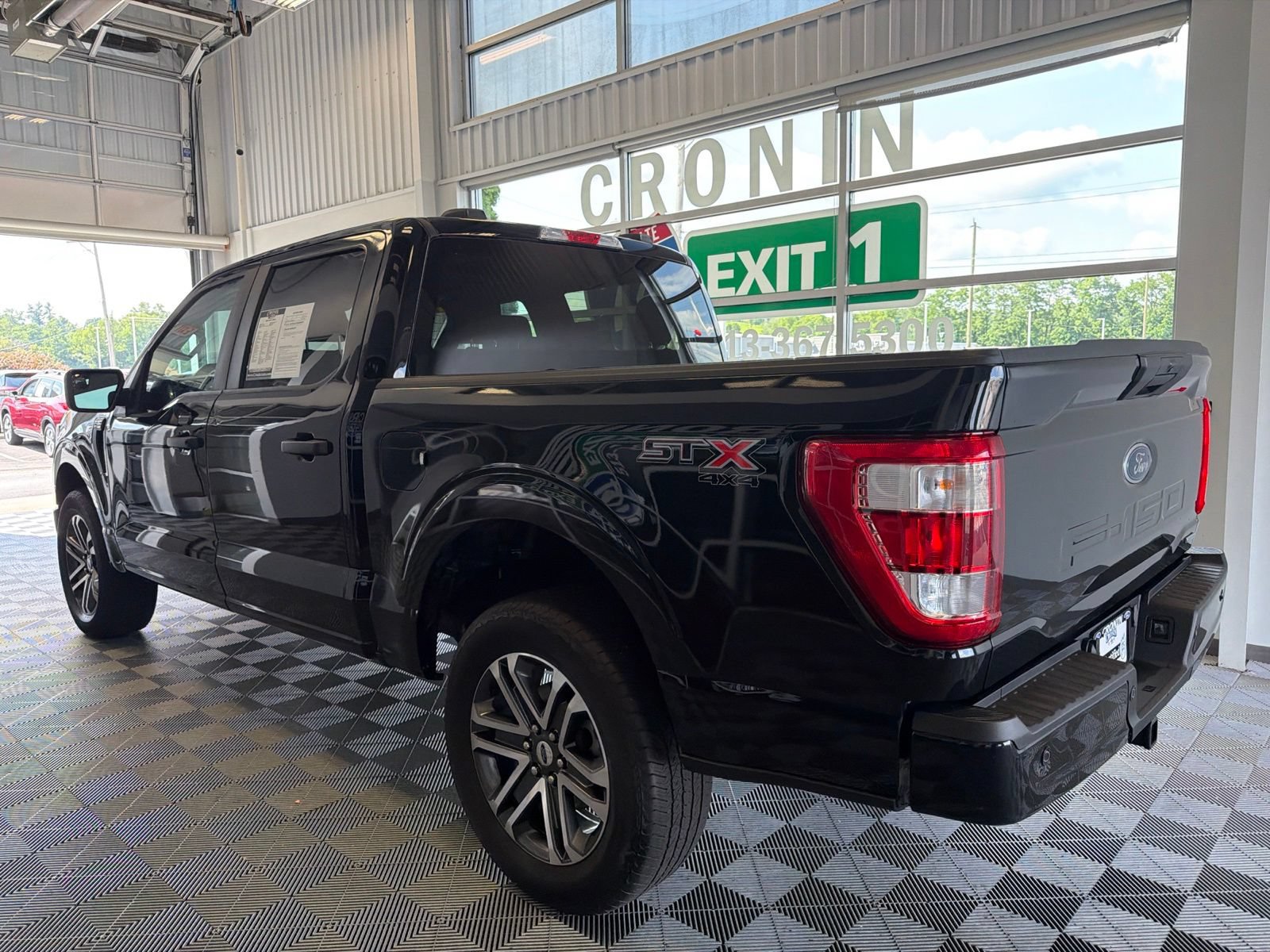 Used 2023 Ford F150 XL w/ STX Appearance Package AWD/4WD image 4