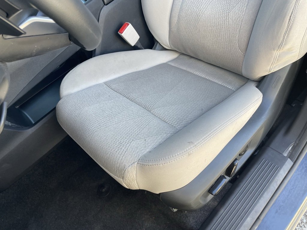 Used 2024 Nissan Rogue SV image 24