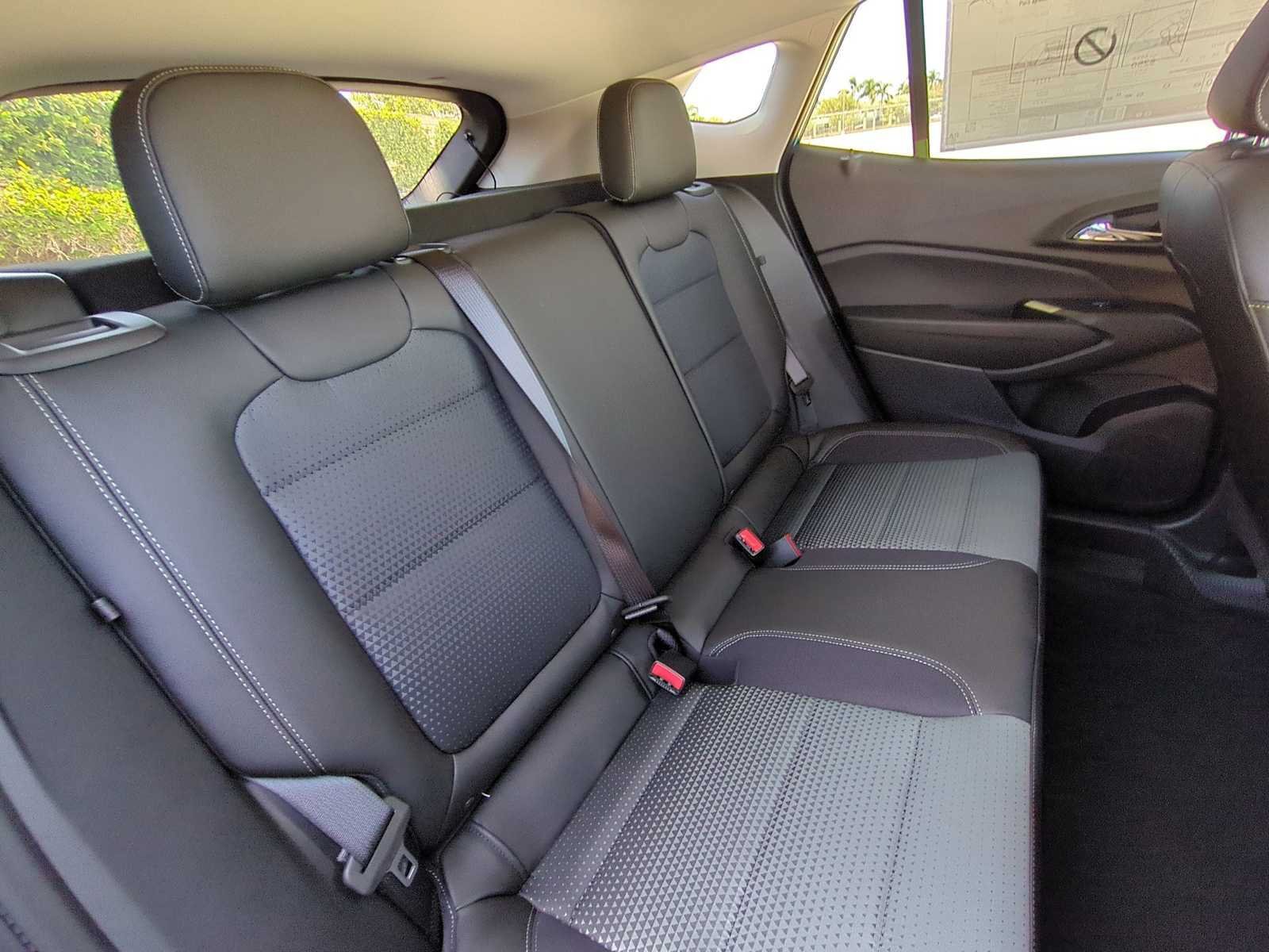 New 2026 Chevrolet Trax LT FWD image 25