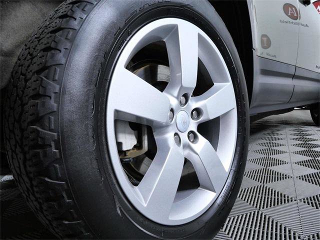 Used 2022 Land Rover Defender 110 SE image 9