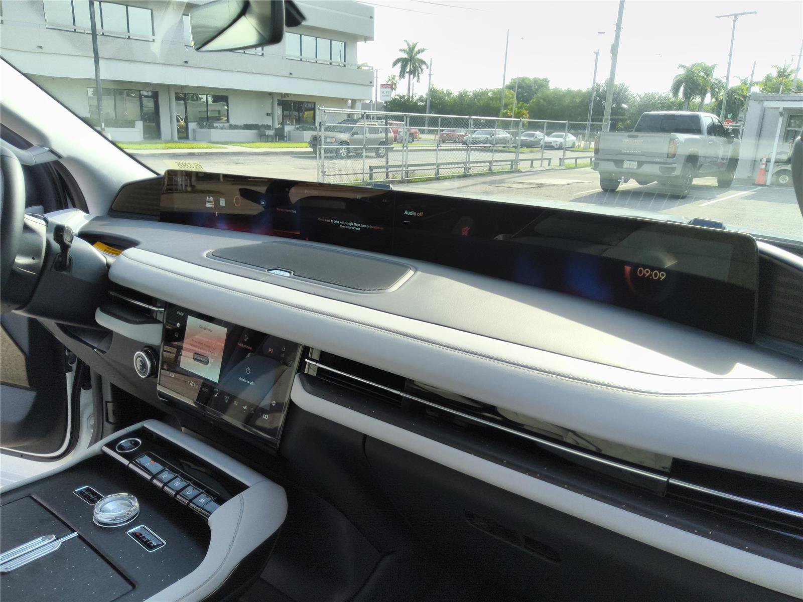 New 2027 Lincoln Navigator Black Label AWD/4WD image 30