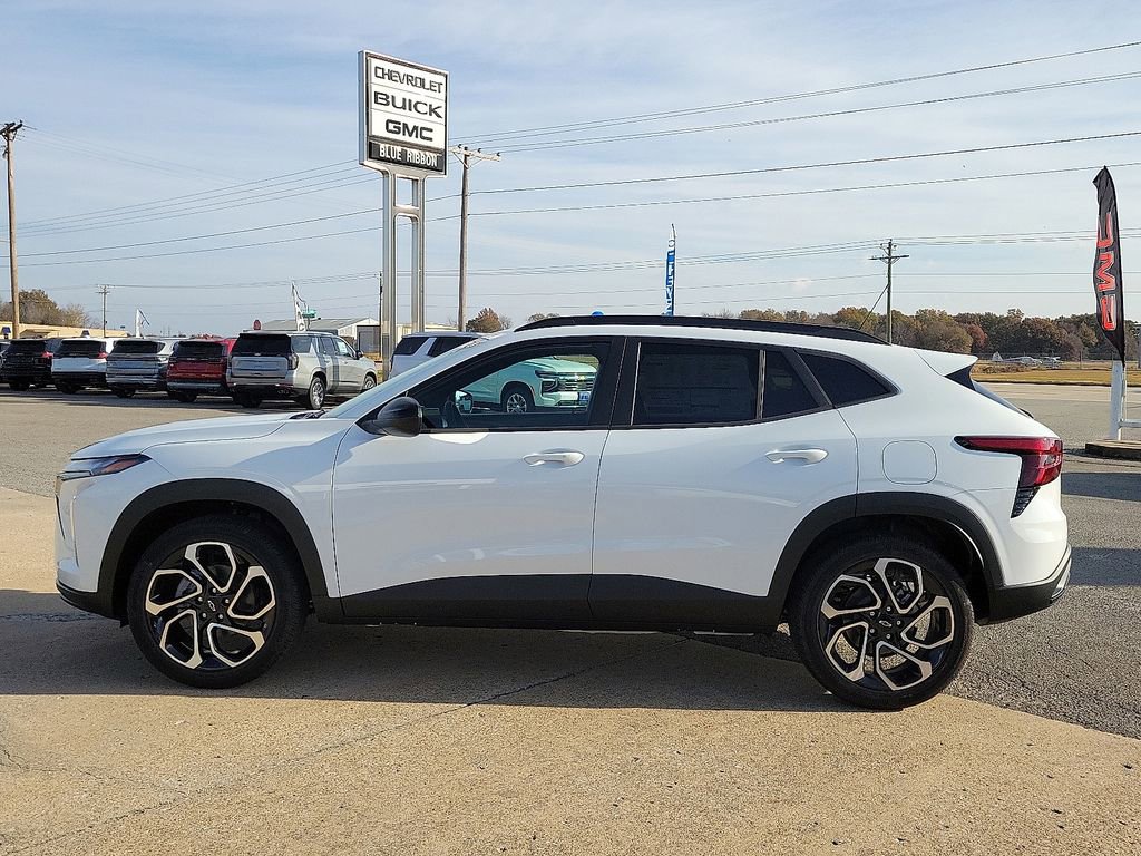 New 2026 Chevrolet Trax RS image 3