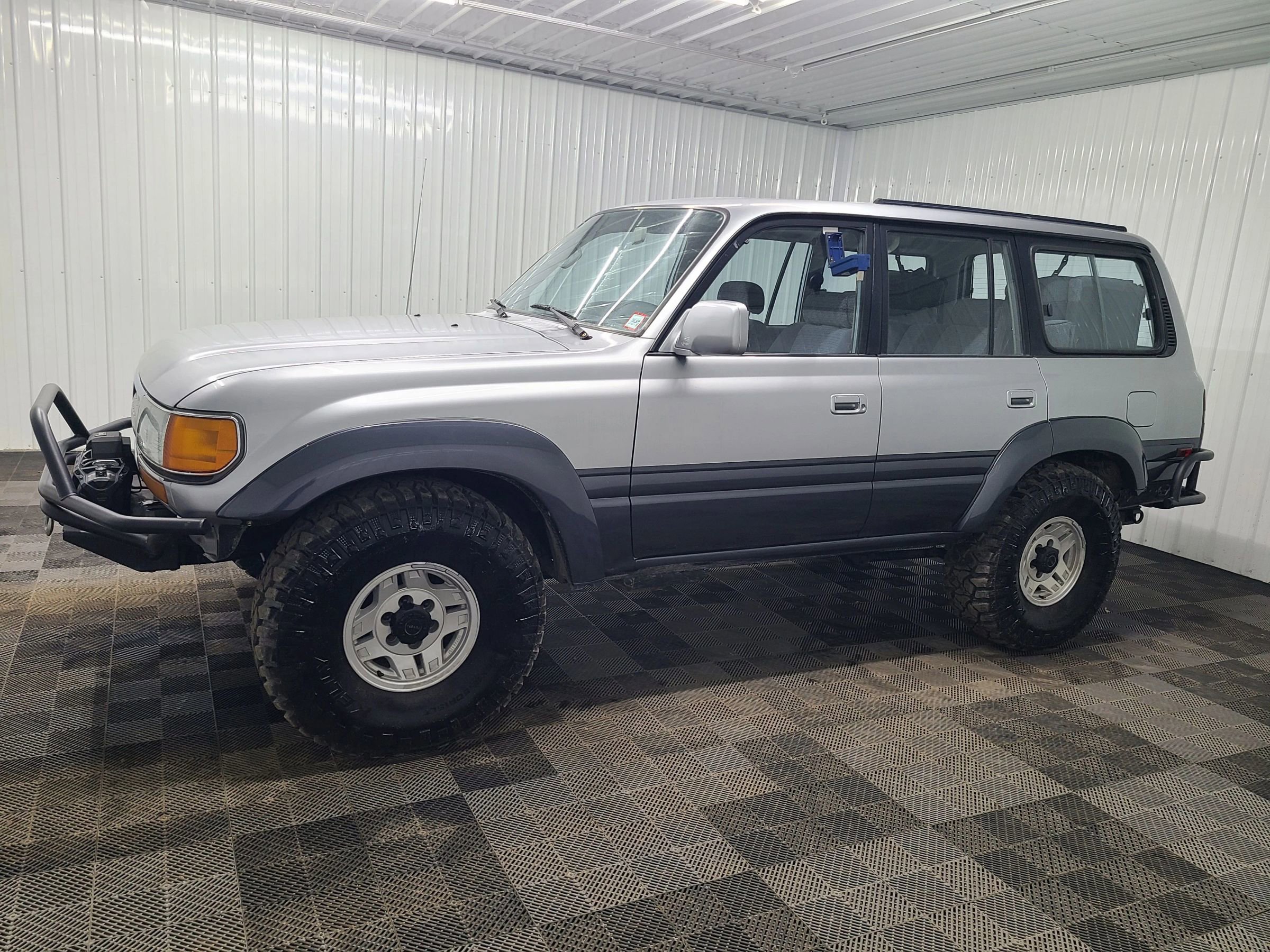 Used 1991 Toyota Land Cruiser 4D SUV image 8