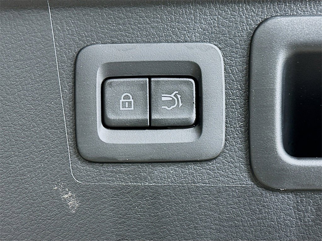 Used 2025 MAZDA CX-50 2.5 Hybrid w/ Weather Package image 28