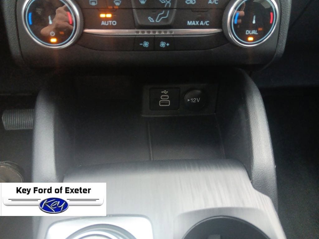Used 2025 Ford Escape Active AWD/4WD image 27