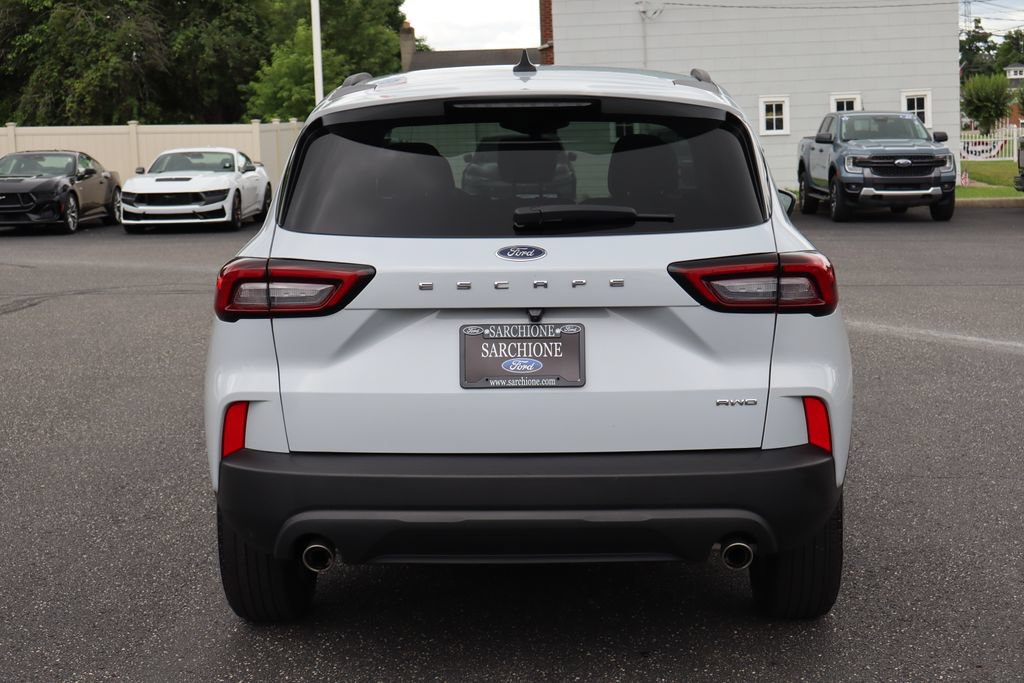 Used 2025 Ford Escape ST-Line Select AWD/4WD image 33