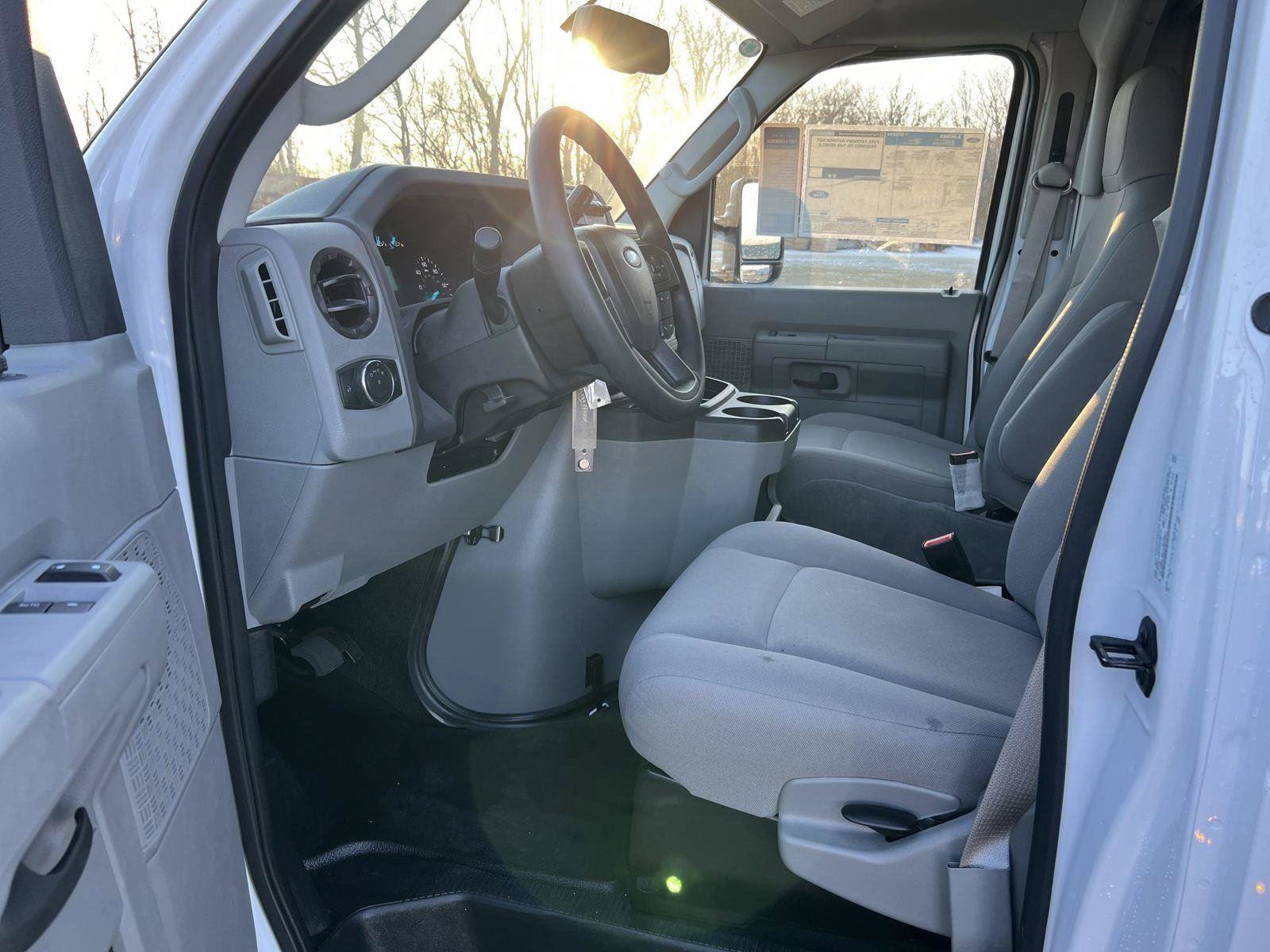 New 2025 Ford E-350 and Econoline 350 Super Duty w/ Power Equipment Group RWD image 11