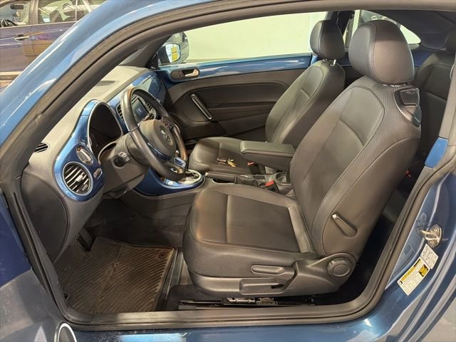 Used 2019 Volkswagen Beetle 2.0T SE w/ SE Premium Package image 3