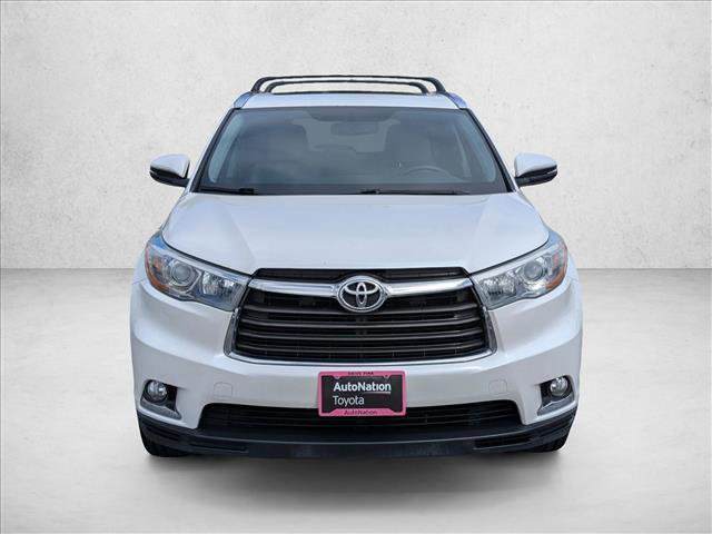 Used 2015 Toyota Highlander Limited FWD image 2