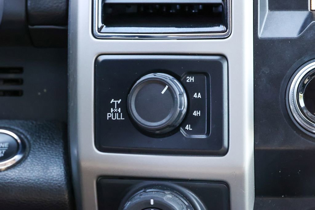 Used 2019 Ford F150 Lariat w/ Equipment Group 502A Luxury AWD/4WD image 13