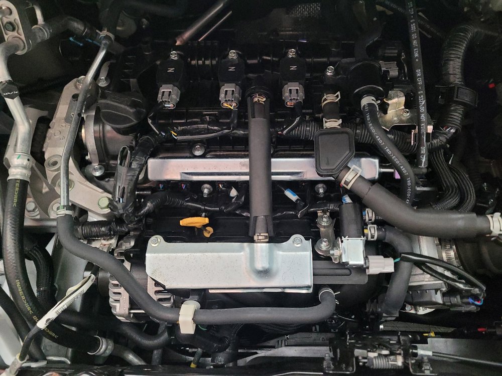 Used 2025 Nissan Versa S w/ Trunk Package image 30