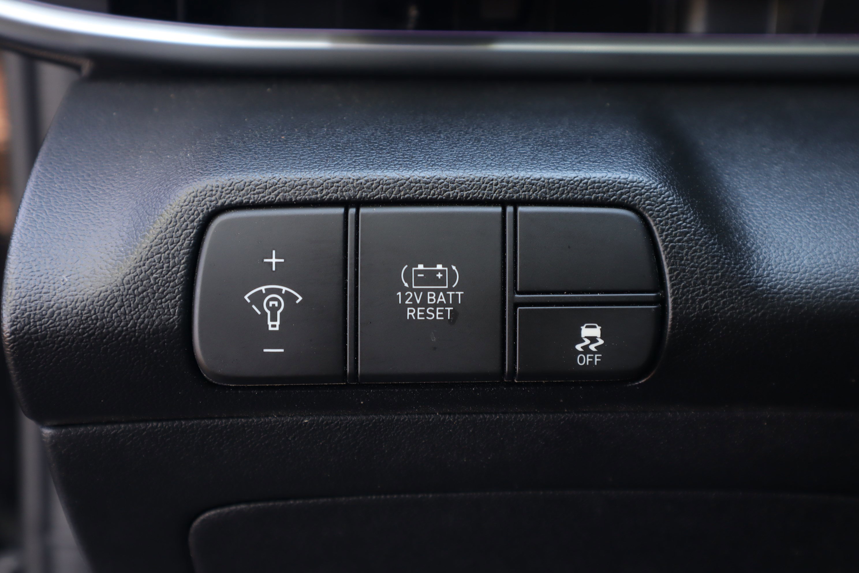 Used 2024 Hyundai Elantra Limited FWD image 26