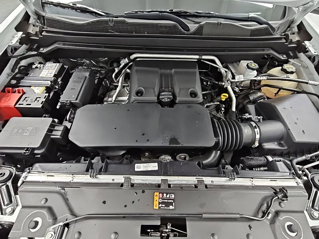 Used 2024 Chevrolet Colorado Z71 image 39