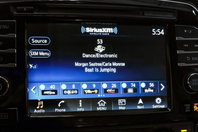 Used 2016 Nissan Maxima SR image 27