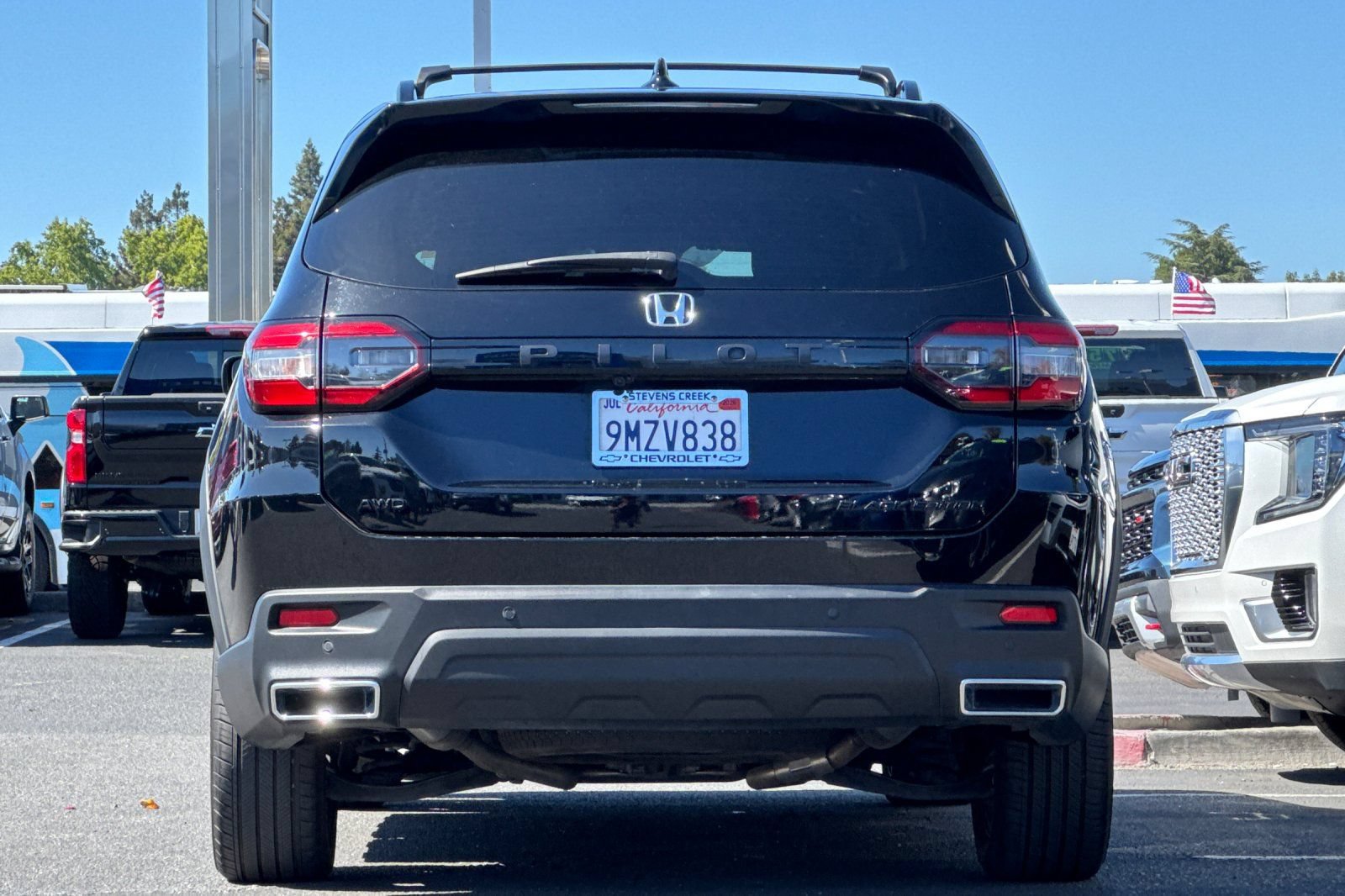 Used 2025 Honda Pilot Black Edition image 6