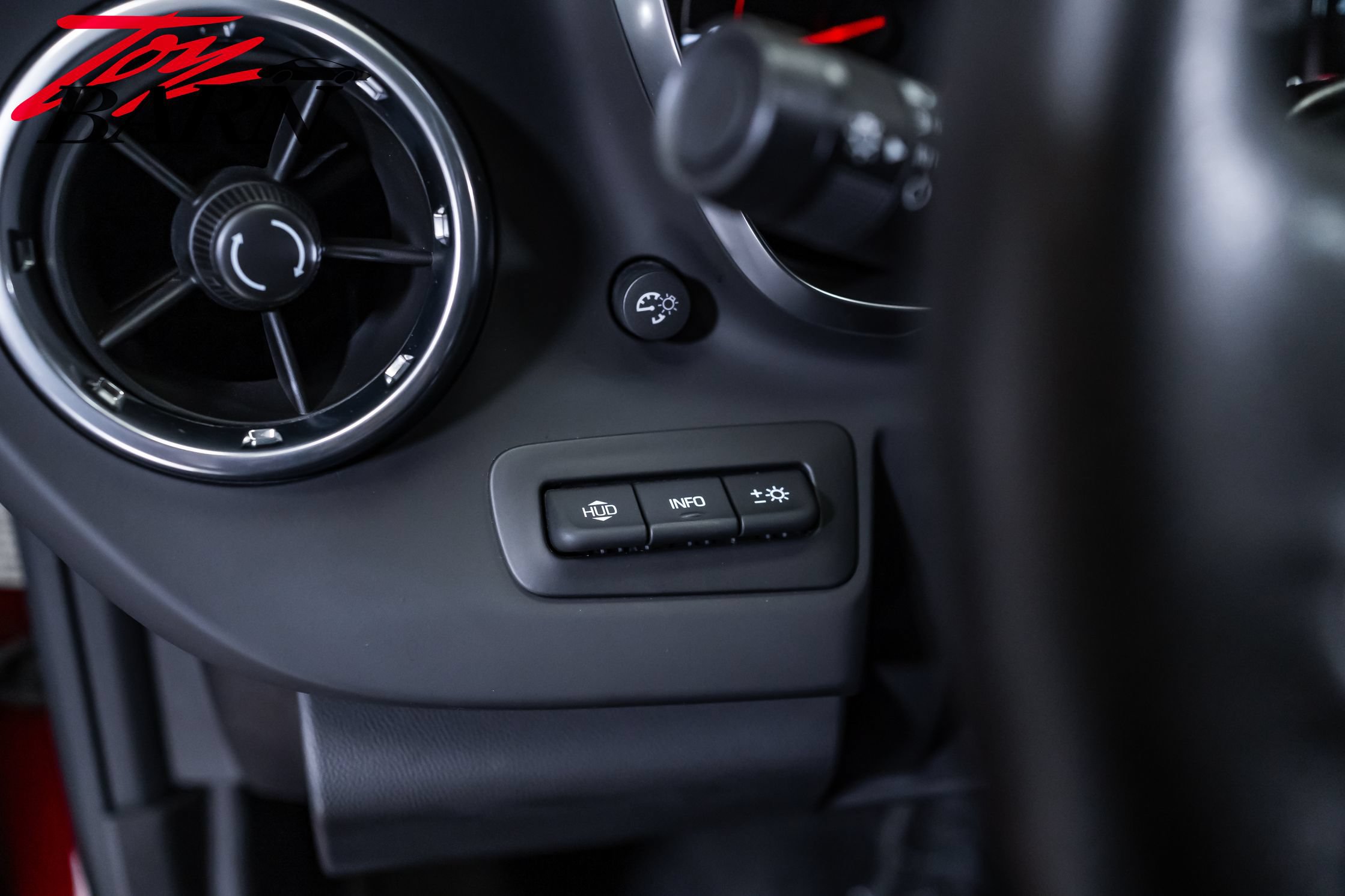 Used 2016 Chevrolet Camaro SS RWD image 30