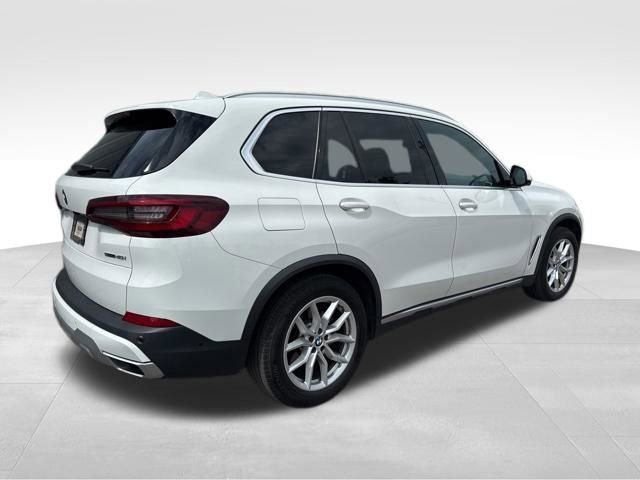 Used 2020 BMW X5 sDrive40i w/ Premium Package image 2