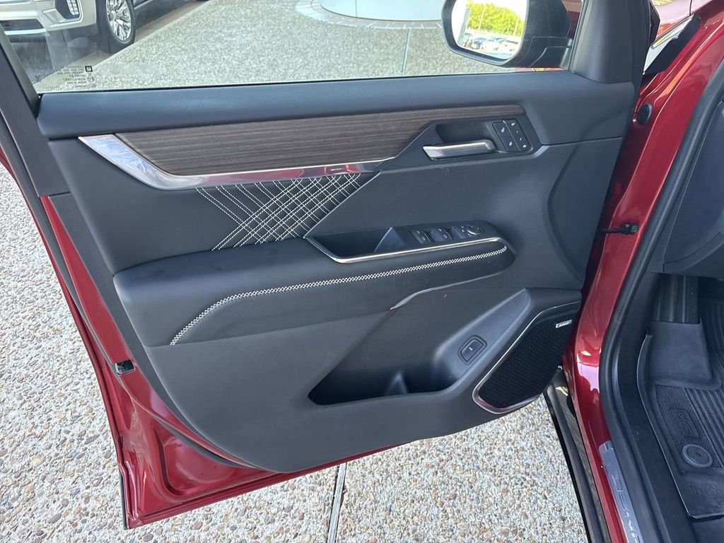 Certified 2024 GMC Acadia Denali w/ LPO, Floor Liner Package AWD/4WD image 22