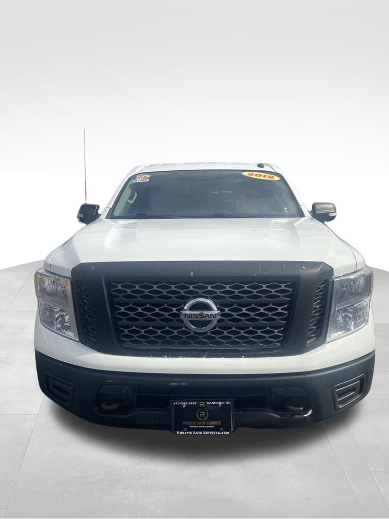 Used 2018 Nissan Titan SV w/ SV Convenience Package image 17
