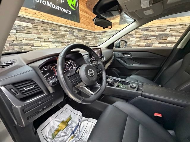 Used 2023 Nissan Rogue SV w/ SV Premium B Package AWD/4WD image 13