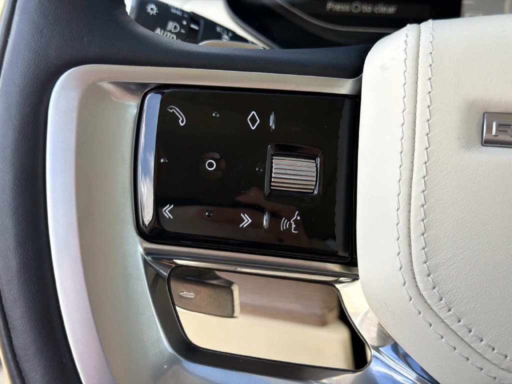 Used 2023 Land Rover Range Rover SE AWD/4WD image 29