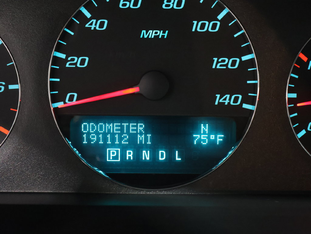 Used 2013 Chevrolet Impala LT w/ LT Sunroof Package FWD image 4