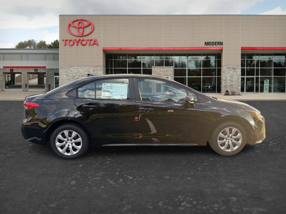 New 2027 Toyota Corolla LE FWD image 7
