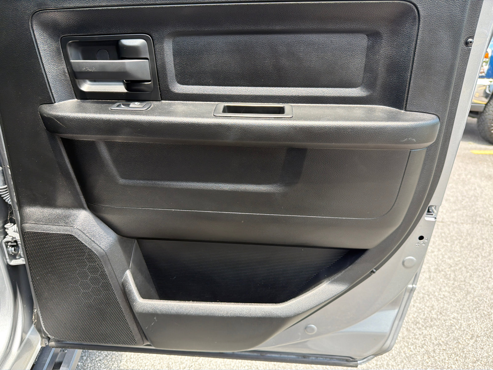 Used 2020 RAM 1500 Tradesman w/ Tradesman SXT Package RWD image 17