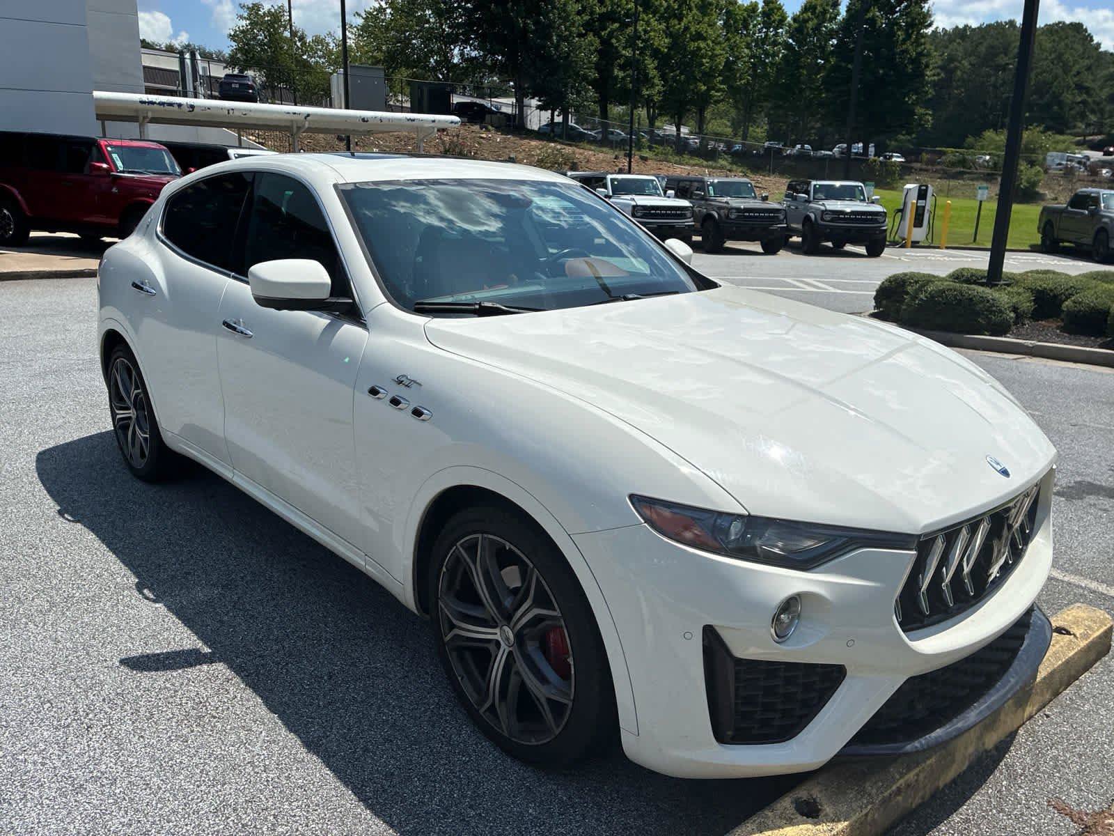 Used 2022 Maserati Levante GT AWD/4WD image 3