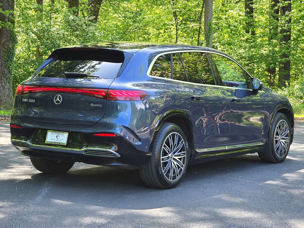 Used 2023 Mercedes-Benz EQS 580 4MATIC SUV image 6