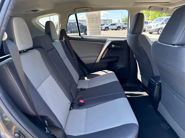 Used 2014 Toyota RAV4 XLE AWD/4WD image 14