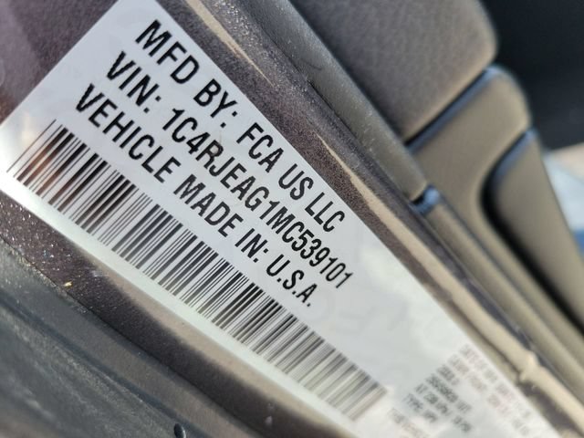 Used 2021 Jeep Grand Cherokee Laredo X RWD image 34