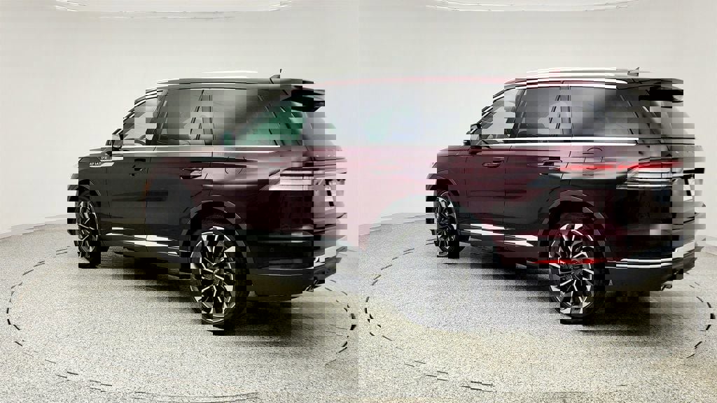 Used 2020 Lincoln Aviator Reserve w/ Equipment Group 202A AWD/4WD image 7