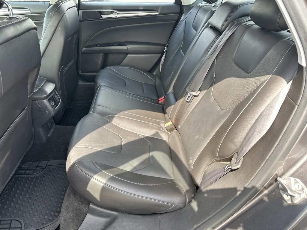 Used 2013 Ford Fusion Titanium FWD image 12