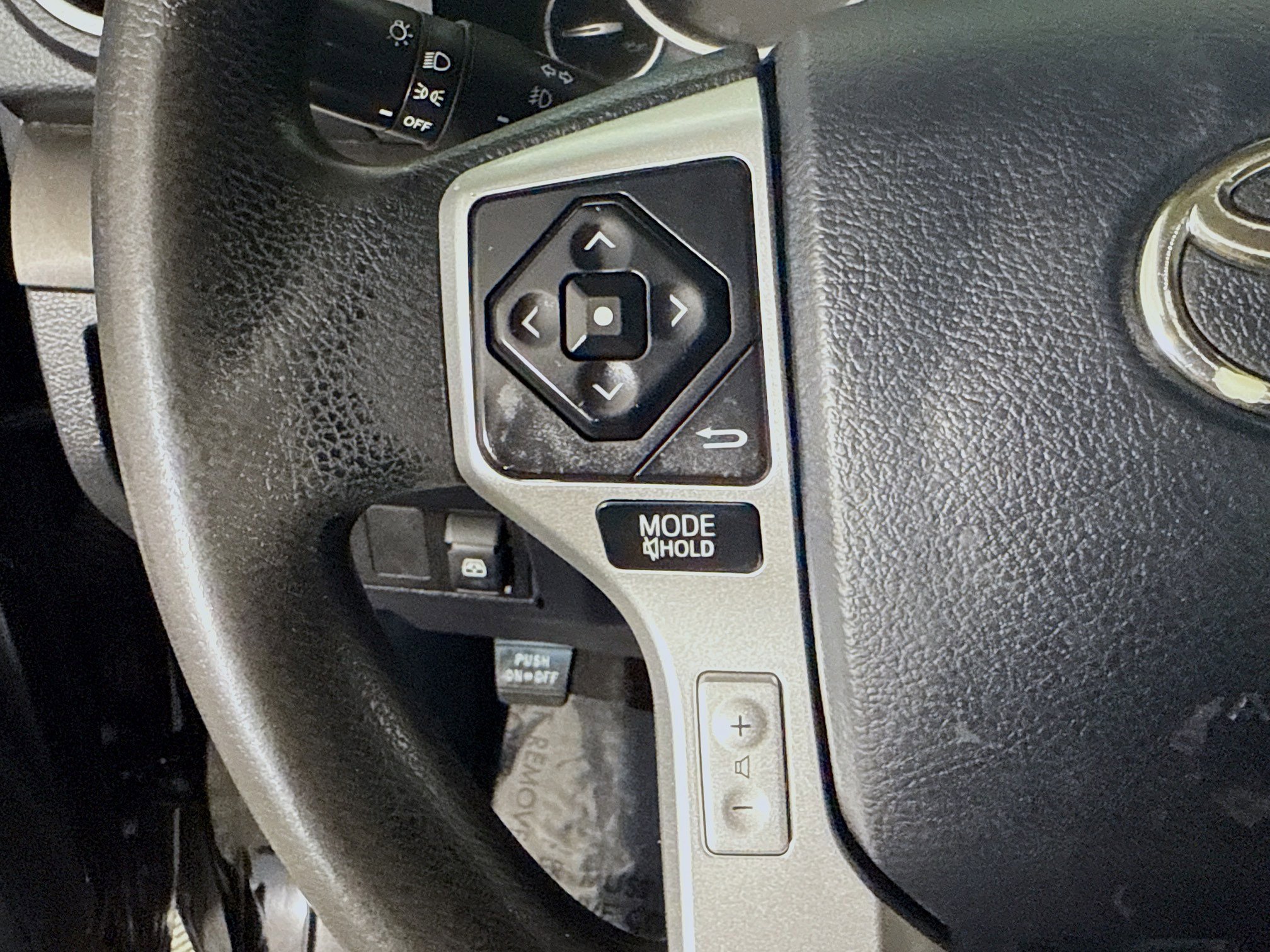 Used 2017 Toyota Tundra SR5 w/ SR5 Upgrade Package image 14