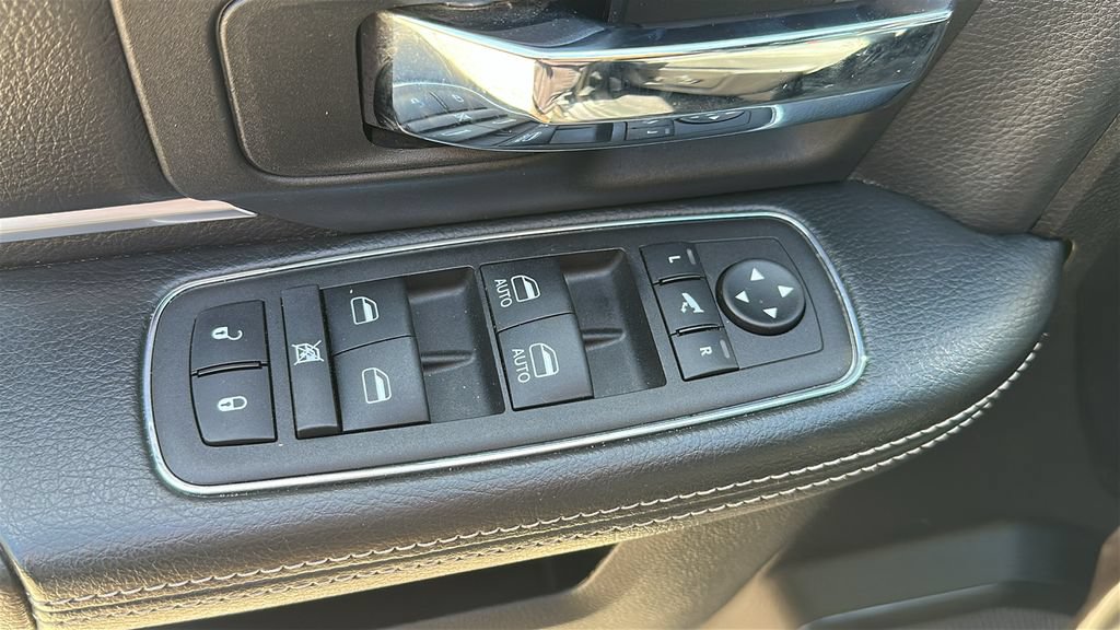 Used 2023 RAM 1500 Warlock AWD/4WD image 13