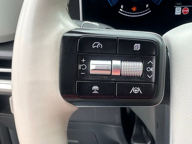 Used 2025 Hyundai Santa Fe SEL image 26