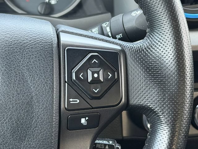 Used 2016 Toyota Tacoma TRD Sport AWD/4WD image 28