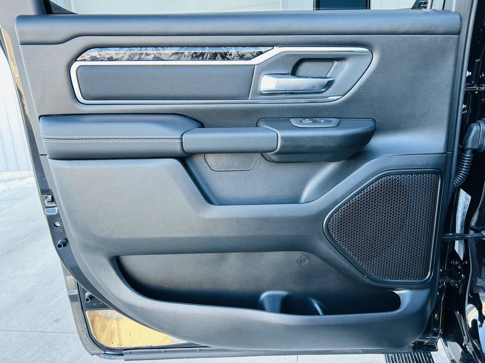 New 2026 RAM 1500 Big Horn AWD/4WD image 30