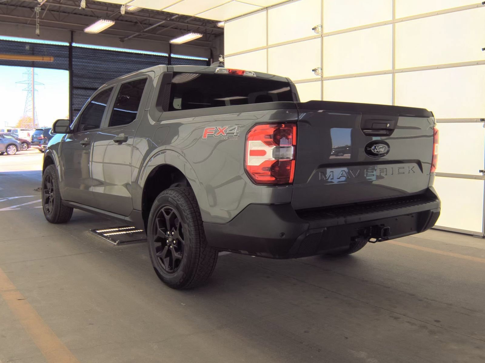 Used 2025 Ford Maverick XLT w/ XLT Luxury Package image 2