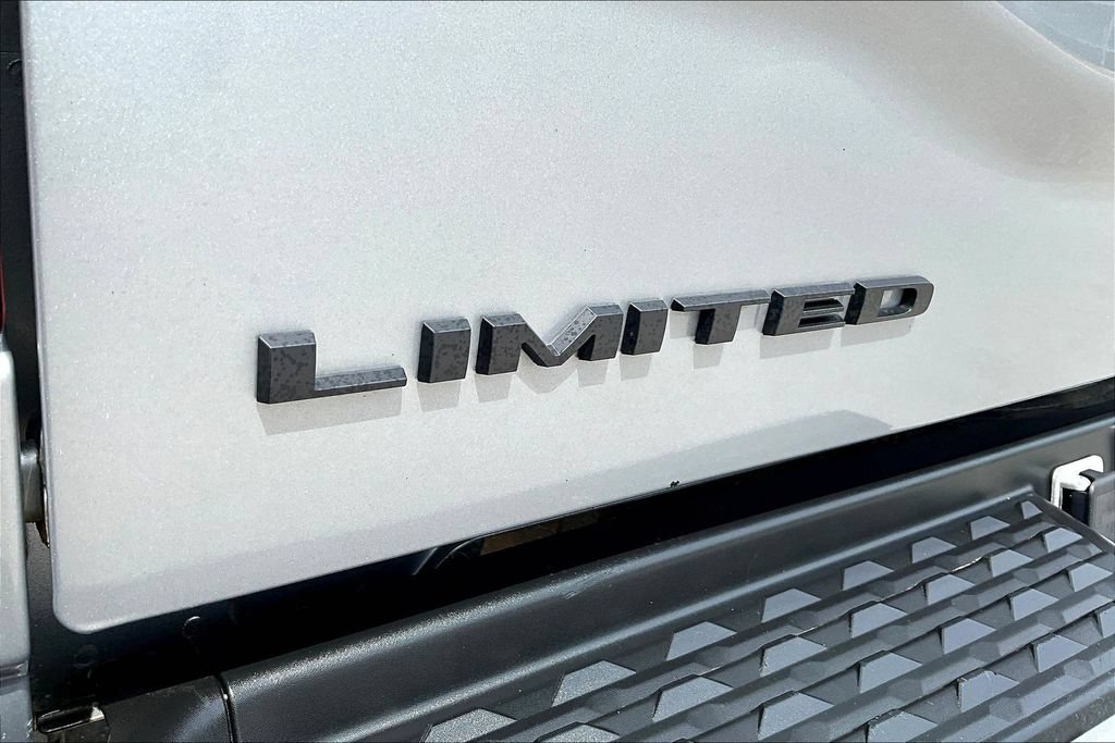Used 2024 RAM 3500 Limited AWD/4WD image 34