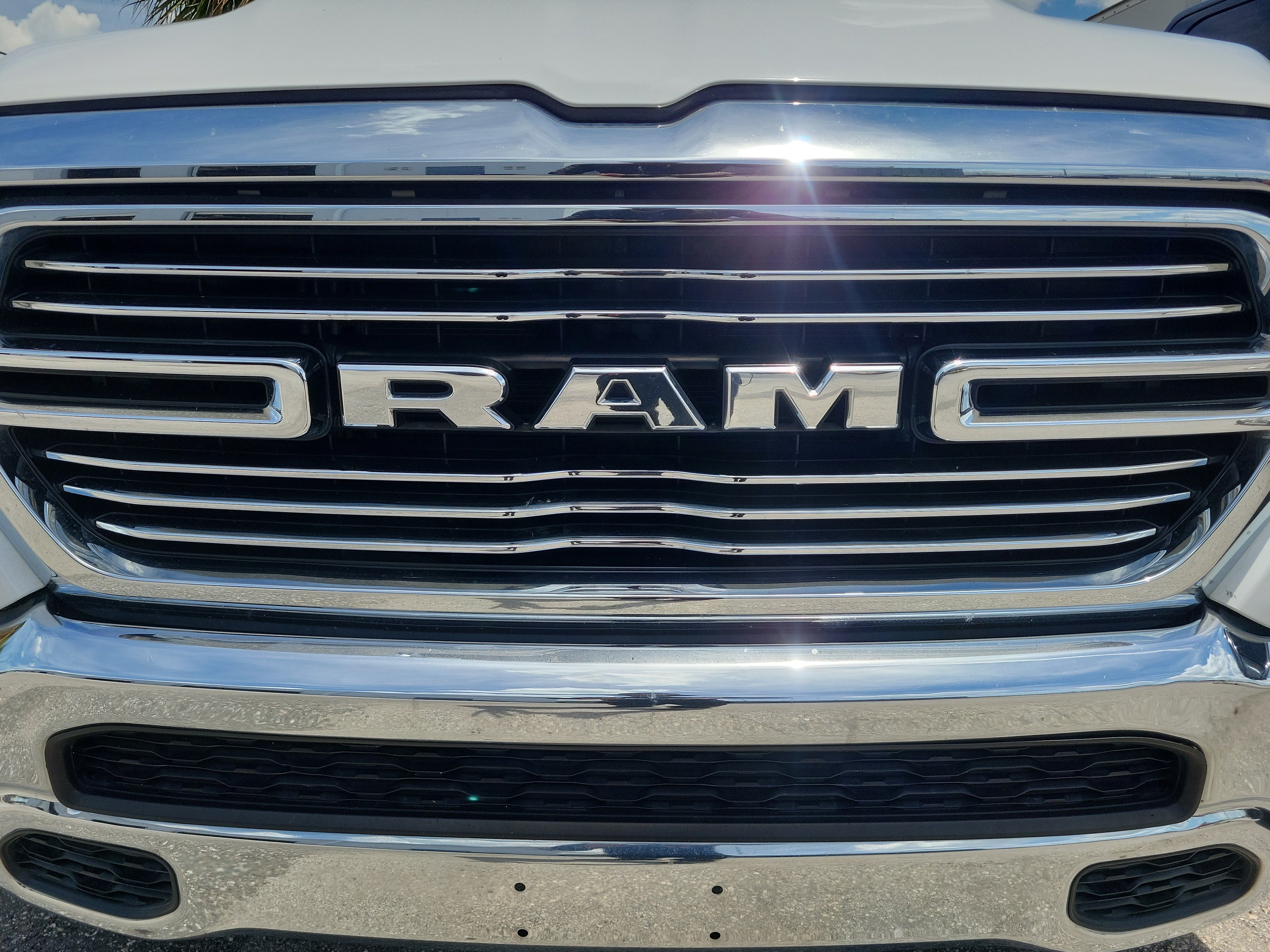 Used 2022 RAM 1500 Laramie RWD image 9